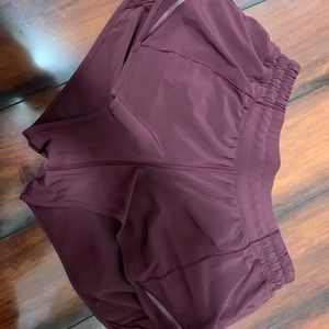 Lululemon Hotty Hot shorts 2.5 in. Size 6.